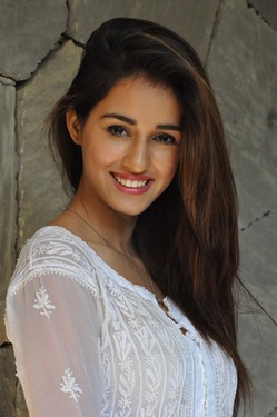 Disha Patani Photo Gallery